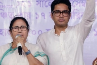 এবার-মমতা-অভিষেককে-‘আনফলো’-করে-দিল-কলকাতা-পুলিশ