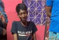 মাকে-কুপিয়ে-মারল-মা-দ-কাসক্ত-ছেলে-বাবা-বোনের-অবস্থাও-গুরুতর