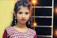 গুলি-চোখ-ভেদ-করে-মস্তিষ্কে-অংশে-আটকে-যায়-নিহত-পঞ্চম-শ্রেণির-রেশমী