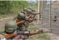 পাল্টা-ফায়ার-করে-বিএসএফের-গুলির-জবাব-দিল-বিজিবি