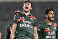 ২-রানে-২-উইকেট-দুর্দান্ত-খেলছে-টাইগাররা-বড়-চাপে-অস্ট্রেলিয়া