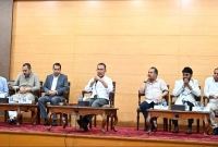 হ্যাঁ-আমার-সঙ্গে-অন্যায়-হয়েছে-কিন্তু-প্রতিশোধের-মানসিকতা-থেকে-বেরিয়ে-আসতে-হবে-প্রধানমন্ত্রী