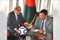 বাংলাদেশের-শিক্ষার্থীদের-জন্য-১-হাজার-ফুটবল-উপহার-দিল-পাকিস্তান