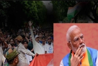স্বয়ং-প্রধানমন্ত্রী-উপস্থিতিতেই-তুলকালাম-কাণ্ড-সংসদ-ভবন-ছাড়লেন-মোদি