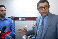 অফিস-টাইমে-প্রাইভেট-ক্লিনিকে-রোগী-দেখছিলেন-চিকিৎসক-লাইসেন্স-বাতিল-ও-চাকরি-থেকে-বরখাস্তের-নির্দেশ-স্বাস্থ্যমন্ত্রীর