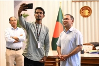 নিরাপত্তাকর্মী-রাকিবের-ইচ্ছা-পূরণ-করলেন-প্রধানমন্ত্রী-তারেক-রহমান