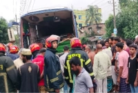বাসচাপায়-৬-জন-শ্রমিকের-মৃত্যু