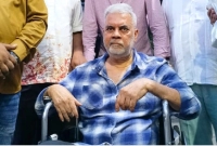 পরিচিত-মানুষকে-চিনতে-পারছেন-না-ইলিয়াস-কাঞ্চন
