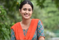নানুবাড়ি-নিয়ে-এক-আবেগঘন-ও-স্মৃতিমাখা-ভাবনা-শেয়ার-করলেন-তাসনিয়া-ফারিণ
