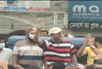 ঢাকা-টাঙ্গাইল-মহাসড়কে-নিষিদ্ধ-আ-লীগের-ঝটিকা-মিছিল