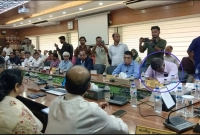 সিভিল-সার্জনের-মোবাইলে-চারবার-কল-সভা-ছেড়ে-যেতে-বললেন-আইনমন্ত্রী
