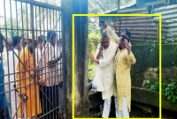 স্বাস্থ্যকেন্দ্রে-গিয়ে-এমপি-দেখেন-প্রধান-ফটকে-ঝুলছে-তালা-বেড়া-টপকে-ভেতরে-ঢুকে-যা-দেখে-অবাক
