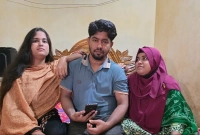 স্বামীর-পছন্দকে-মেনে-নিয়ে-সেই-নারীকেই-নিজ-হাতে-বিয়ে-করিয়েছেন-রুমা