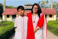 এবার-আলোচনায়-অপ্রতিমের-মায়ের-চব্বিশের-সেই-ফেসবুক-পোস্ট