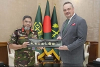 সেনাপ্রধান-ওয়াকার-উজ-জামানের-সঙ্গে-মার্কিন-রাষ্ট্রদূতের-সৌজন্য-সাক্ষাৎ