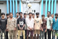 থানার-সামনে-বিএনপির-বিক্ষোভ-মিছিলের-পর-‘জয়-বাংলা’-স্লোগান-দিয়ে-পাল্টা-মিছিল-ছাত্রলীগের-