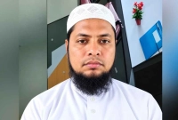 মাদরাসা-শিক্ষকের-সঙ্গে-নারীর-আপত্তিকর-ভিডিও
