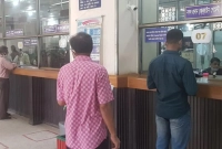 যে-কারণে-শনিবারও-ব্যাংক-খোলা
