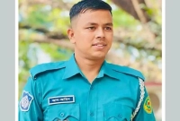 ছিনতাইকারী-ধরতে-গিয়ে-বাসচাপায়-আহত-পুলিশ-সদস্যের-মৃত্যু