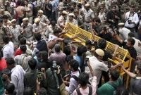 ভারতে-সাবেক-চার-মুখ্যমন্ত্রীসহ-দুই-হাজারের-বেশি-বিক্ষোভকারী-আটক