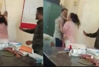 প্রধান-শিক্ষকের-সঙ্গে-নারী-শিক্ষকের-মারামারি-ভিডিও-ভাইরাল-