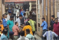 কলকাতায়-পূজামণ্ডপে-পদদলিত-হয়ে-এখন-পর্যন্ত-১৭-জনের-মৃত্যু