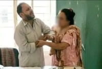 বিদ্যালয়ে-মারামারি-দুই-প্রান্তে-বদলি-সেই-শিক্ষক-দম্পতিকে
